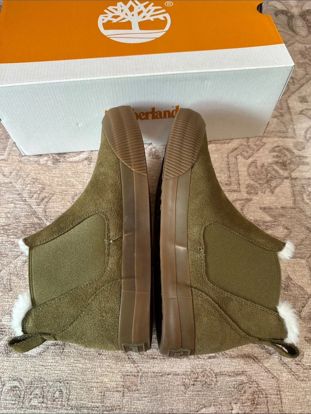Timberland Skyla Bay 2.0 Mid Warm Lined Sneaker in Olive Suede